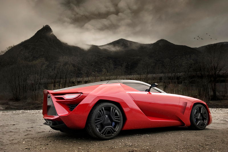Illustration for article titled Jason Castriota: Stile Bertone Mantide, Pininfarina P4/5 Designer